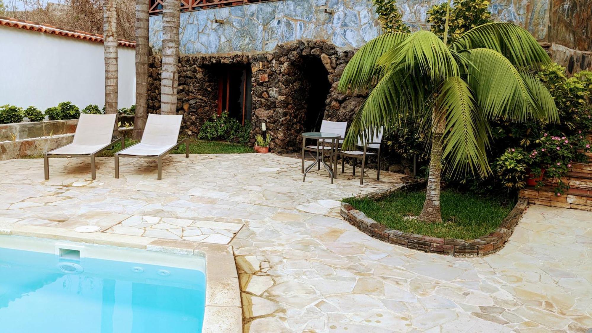 La Cueva De Villa Gardel Icod De Los Vinos Exterior photo